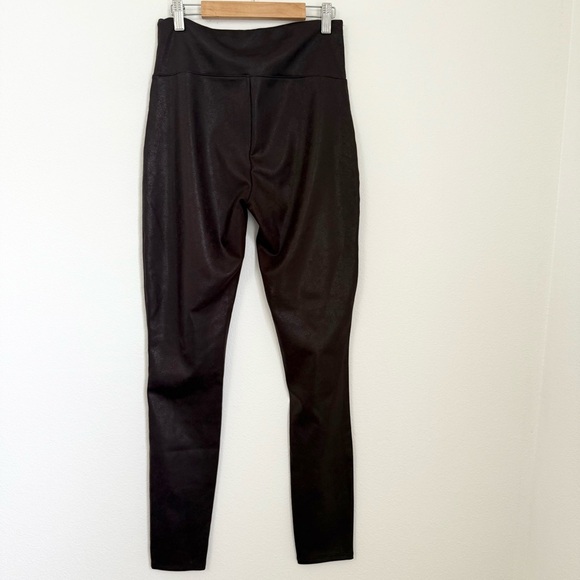 ASSETS by SPANX Women's All Over Faux Leather Wine Leggings Size M Faux Leather - Picture 3 of 8